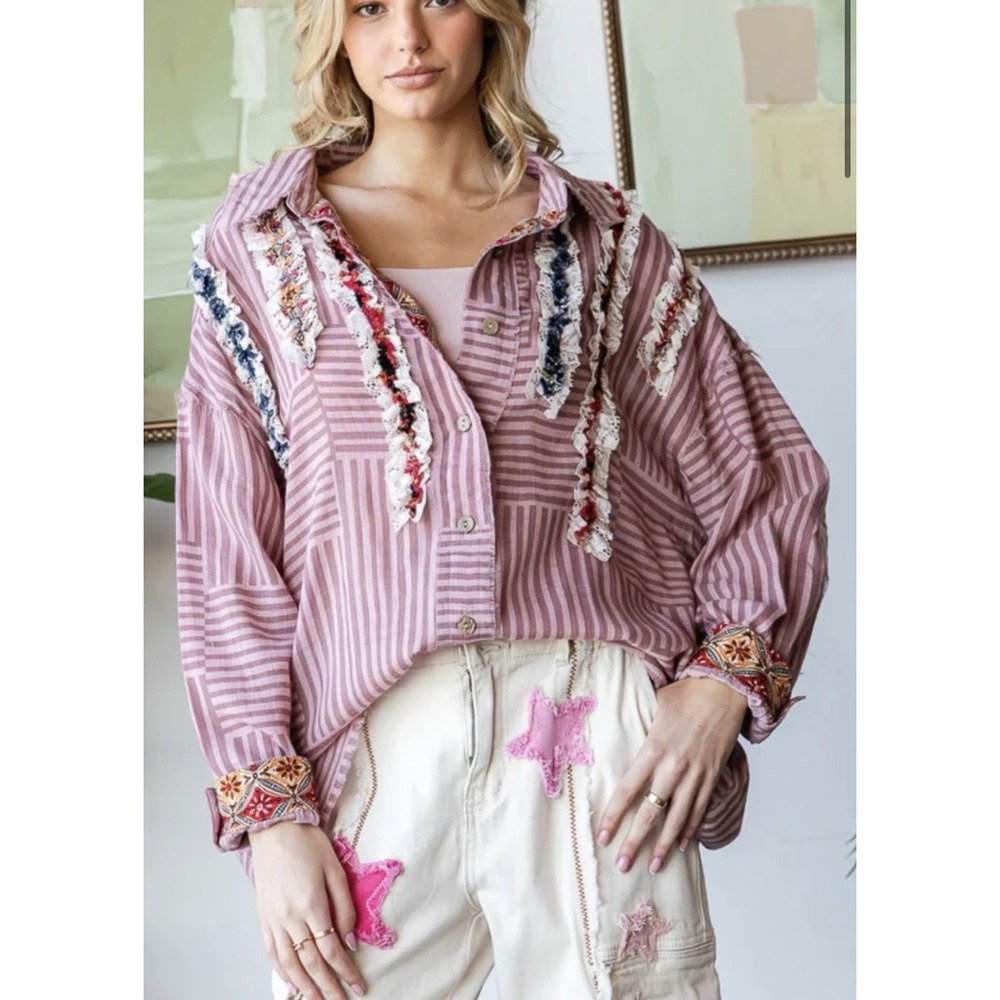 NEW Oli & Hali Pink Striped Button-Front Top with Floral Trim